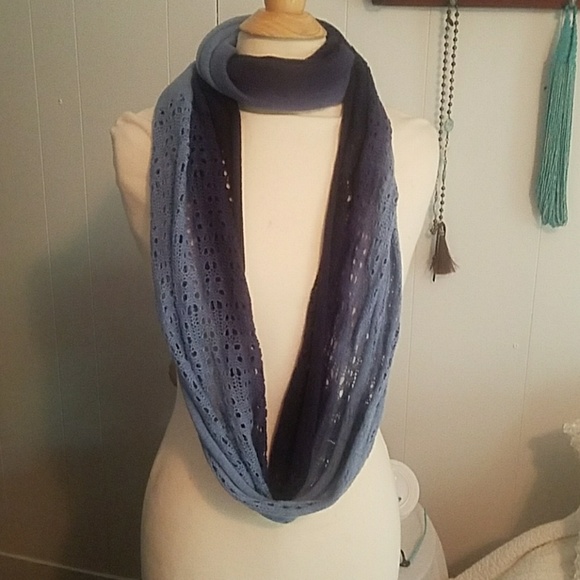 *Infinity scarf - Picture 3 of 5